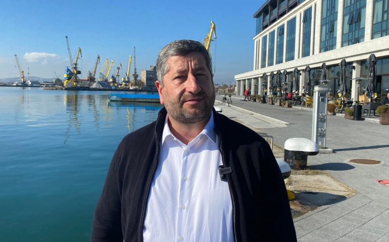 Оставаме твърди - без ГЕРБ и ДПС в управлението, обяви Христо Иванов