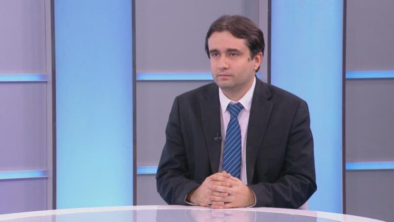 Министър Божанов: Четиригодишният мандат е достатъчен Министерство на електронното управление да осъществи планираните реформи