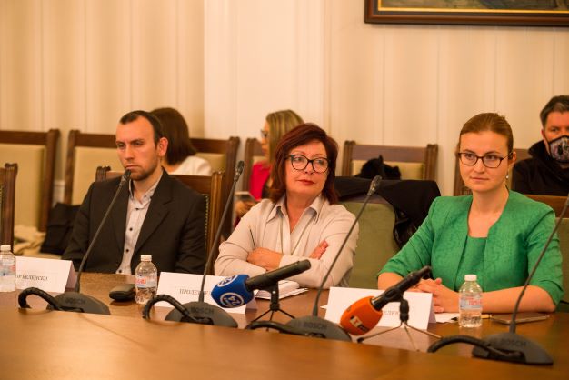 Ще отворя медийната регулация към експертно-граждански общности, казва кандидатът на “Демократична България” за член на СЕМ Пролет Велкова