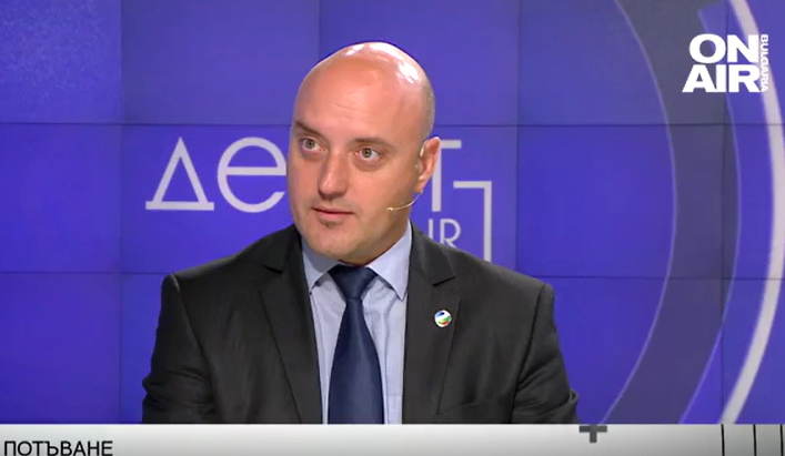 Атанас Славов: “Демократична България” работи за парламентарно избран кабинет, който да позиционира държавата ни като активен член на ЕС и НАТО