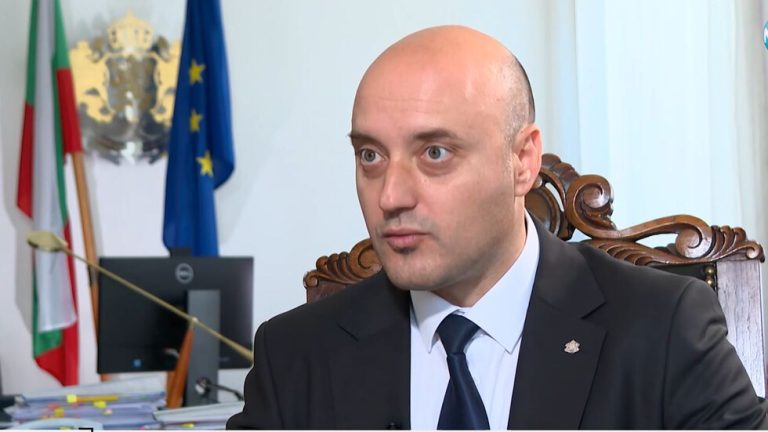 Атанас Славов: Конституционната реформа ще бъде готова през есента
