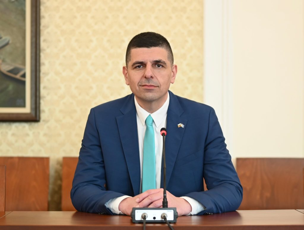 Ивайло Мирчев: Пеевски няма съюзници, а само заложници