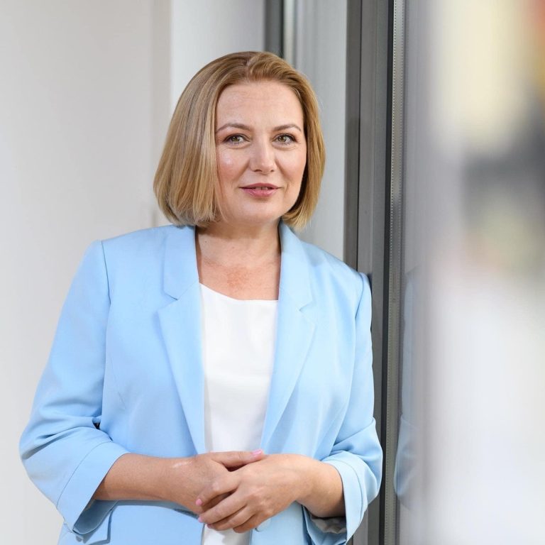 Надежда Йорданова: Внасяме предложение за връщане на машинния протокол при гласуването с машини