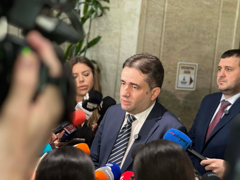 Божидар Божанов: Имаме огромна отговорност пред хората от площадите, които свалиха властта - коалицията ПП-ДБ трябва да работи правилно и да работи добре