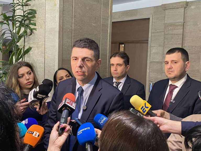 Божидар Божанов: Още миналата седмица е започнало унищожаването на документи в Комисията за противодействие на корупцията