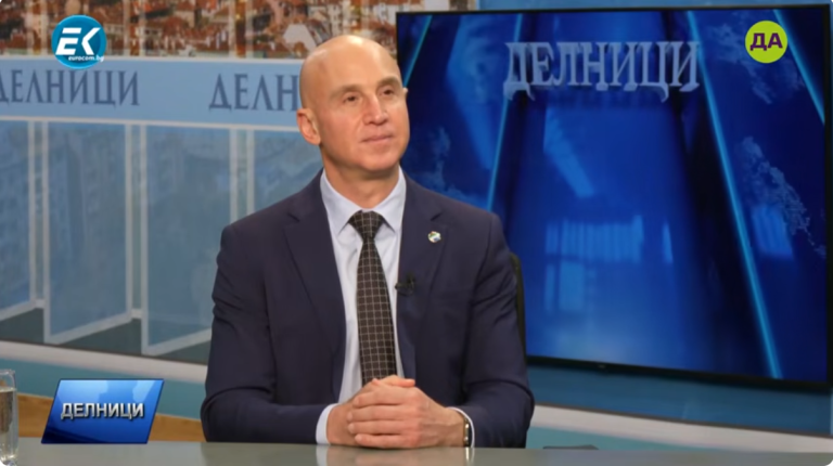 Димитър Найденов в "Делници"