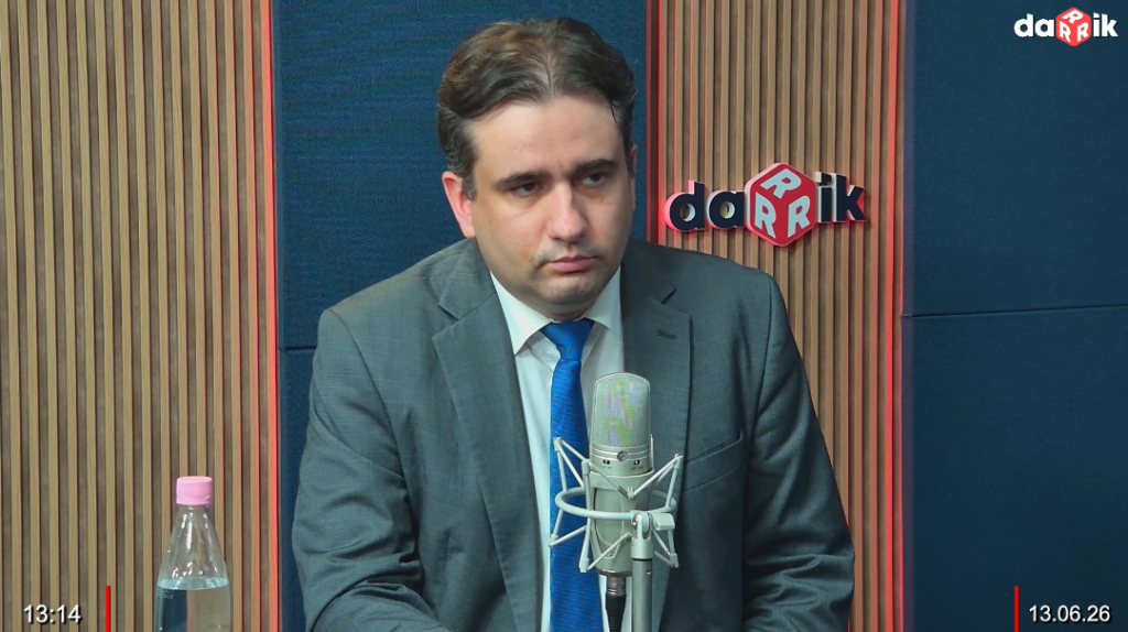 Божидар Божанов: Надяваме се Пеевски да не е част от сделката за  “Боташ”