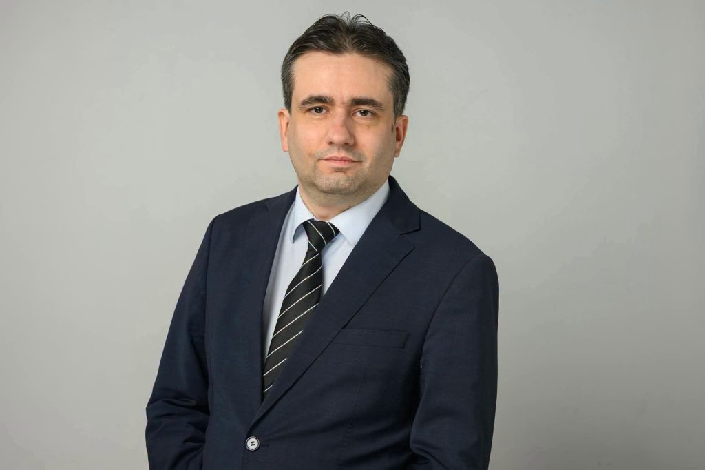 Божидар Божанов: Андрей Гюров е единствената алтернатива на концентрацията на власт на Румен Радев