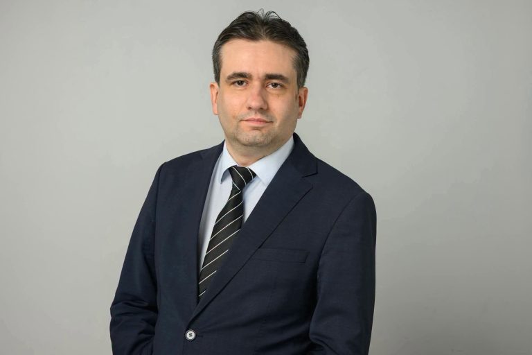 Божидар Божанов: Андрей Гюров е единствената алтернатива на концентрацията на власт на Румен Радев