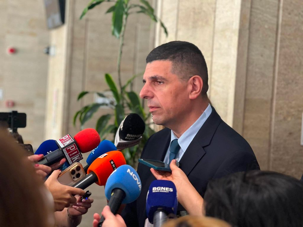 ДБ: Случаят в Драгалевци показва срастване на мафията с държавата