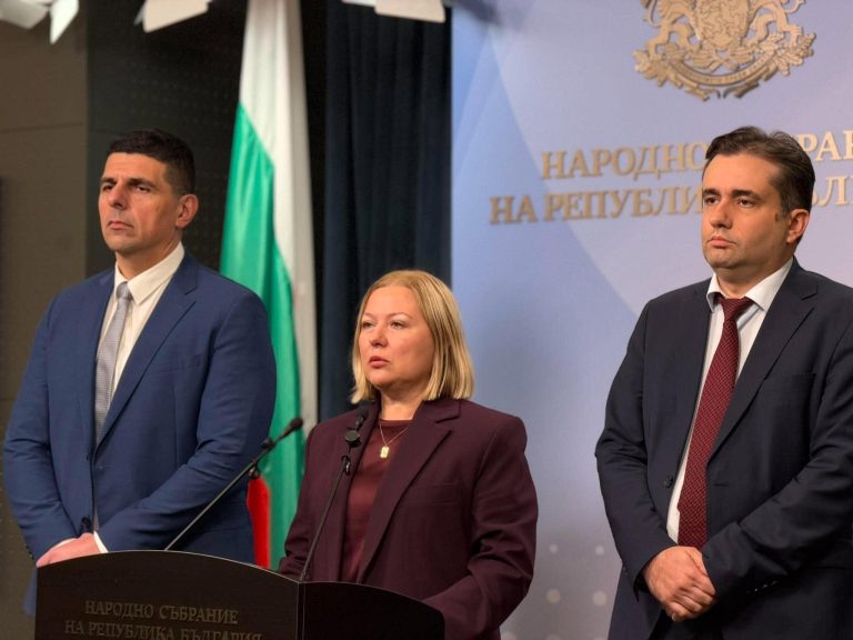 Надежда Йорданова: Вместо да се извини на българските майки, Илияна Йотова отново излъга за помилването на Петричкия Ескобар във вчерашния дебат